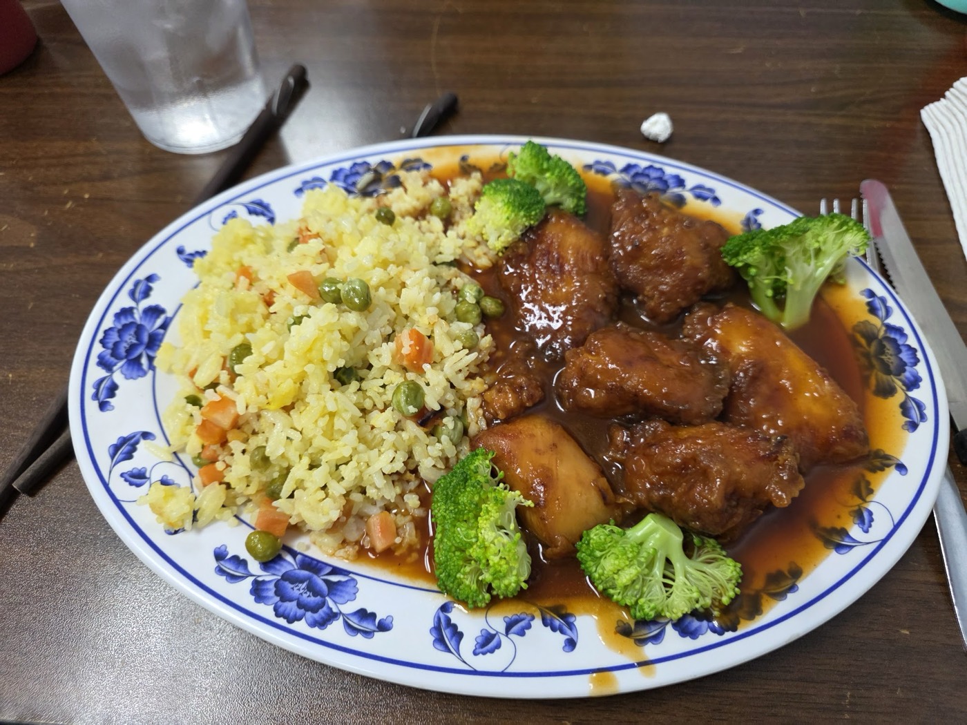 Orange chicken rice plate at Kim Vu